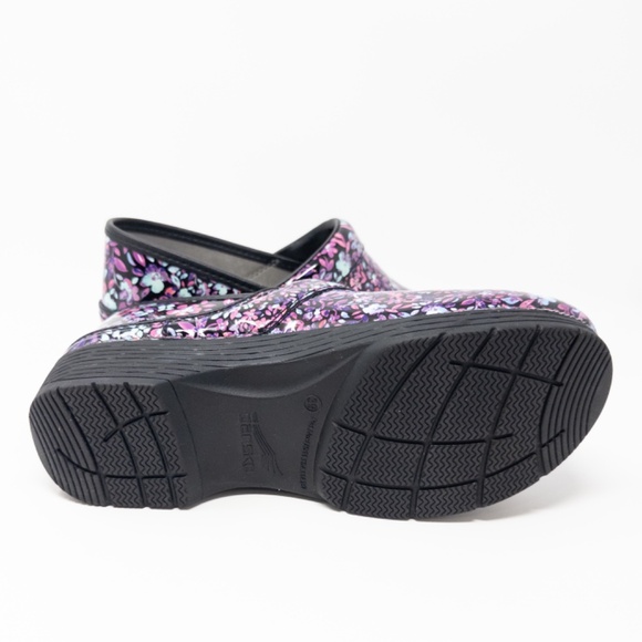 Floral Women's Clogs - Picture 6 of 6